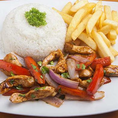 Saltado de pollo